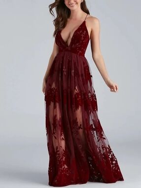 Women's Burgundy V-Neck Spaghetti Strap Maxi Dress, Medium